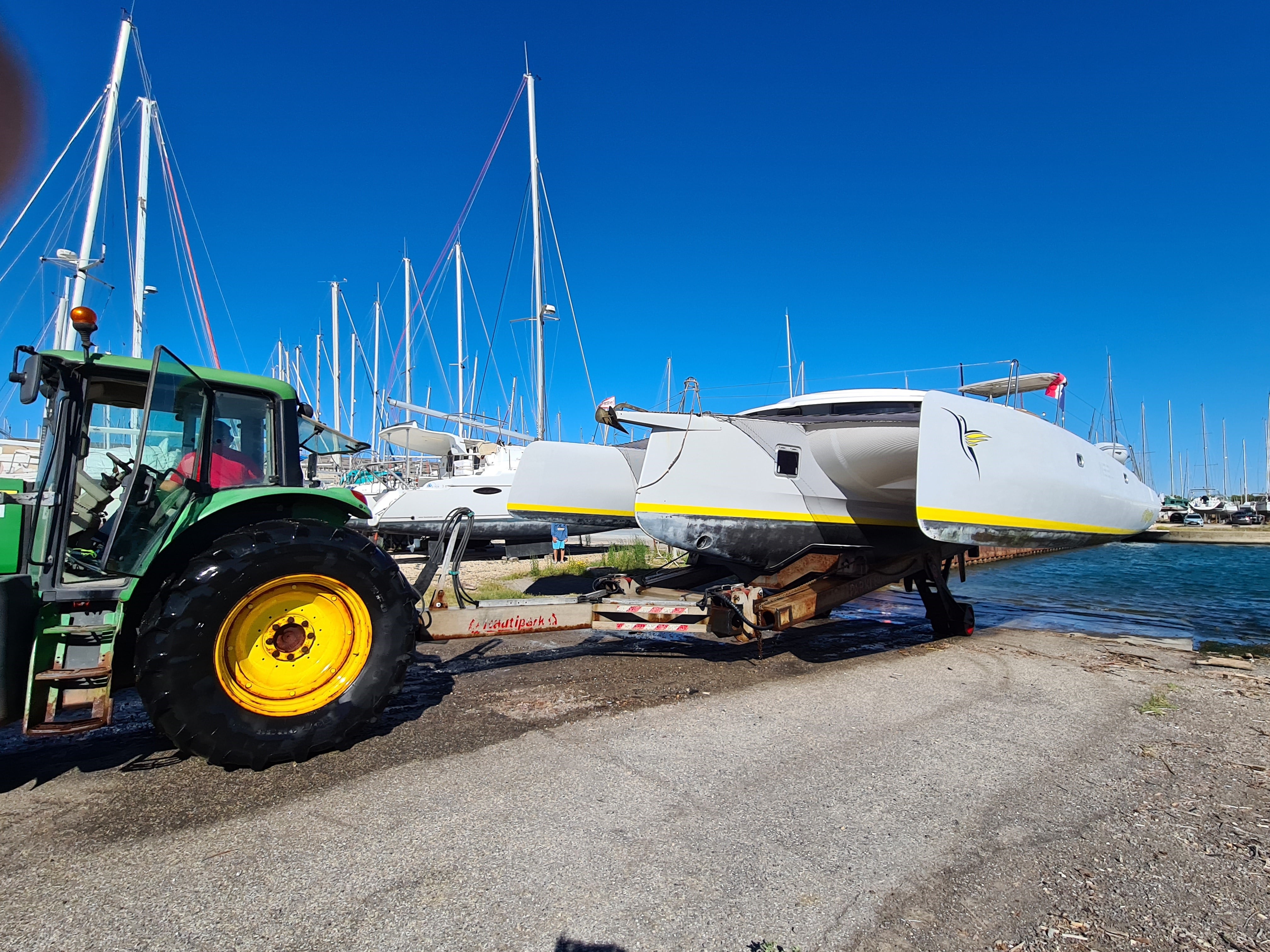 Trimaran Neel 45