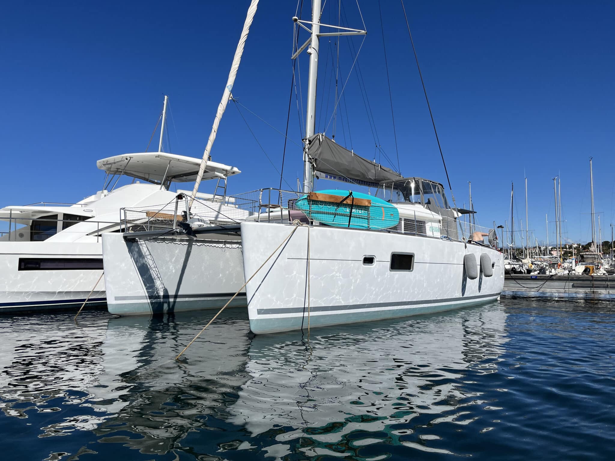 LAGOON 400 PORTNAVYSERVICE 200